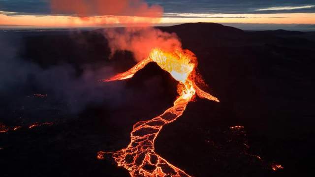 反思：湯加海底火山噴發(fā)，通信被毀全境失聯(lián)